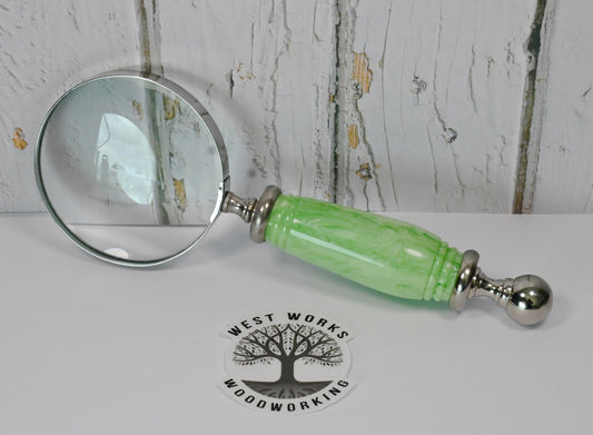 Key Lime Pie Magnifying Glasses - 4"